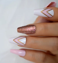 Pink & Gold Nailz