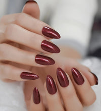 Maroon Nailz