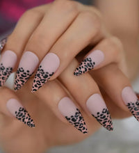 Pink Leopard Nailz